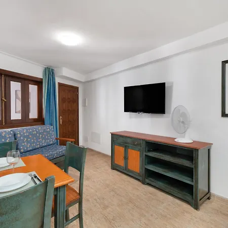 Apartamento Flores 1a *